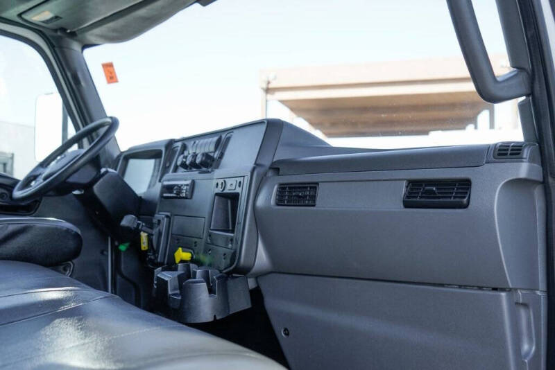 2020 International MV607