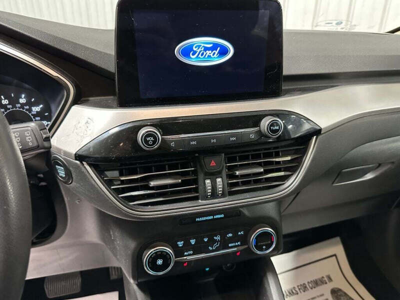 2020 Ford Escape SE