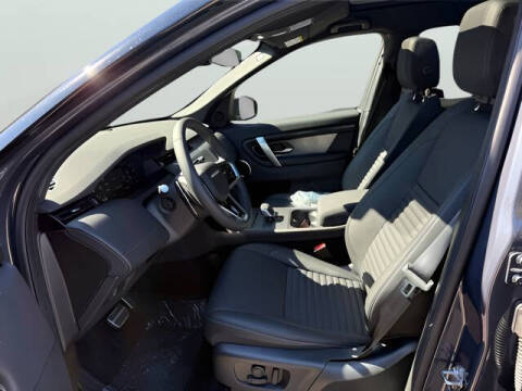 2025 Land Rover Discovery Sport P250 Dynamic SE