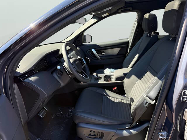 2025 Land Rover Discovery Sport P250 Dynamic SE