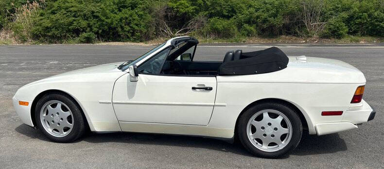 1990 Porsche 944 S2