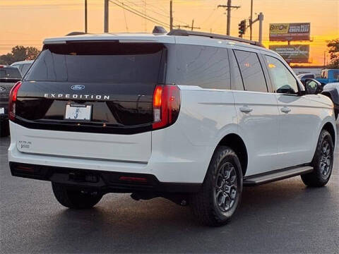 2025 Ford Expedition Active