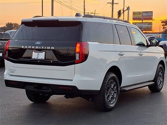 2025 Ford Expedition Active
