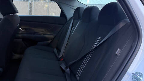 2026 Hyundai Elantra Hybrid