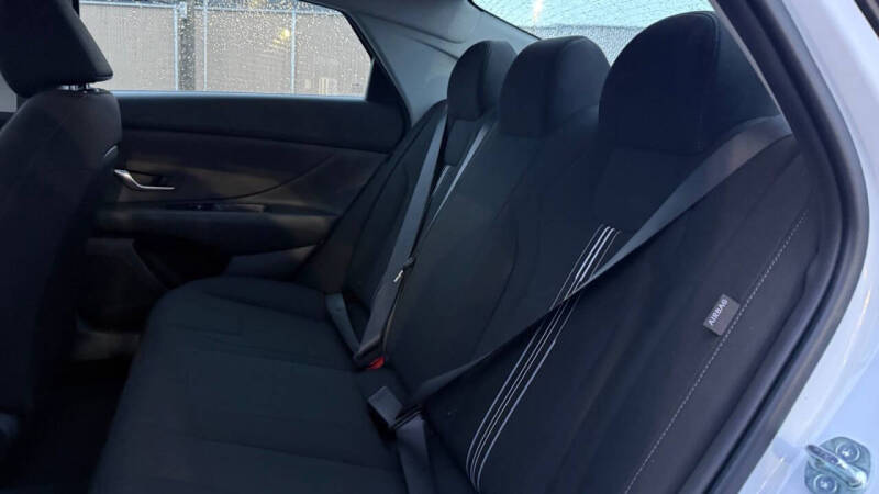 2026 Hyundai Elantra Hybrid