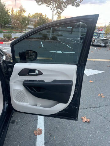 2017 Chrysler Pacifica