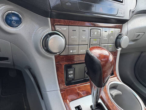 2011 Toyota Highlander Hybrid Limited