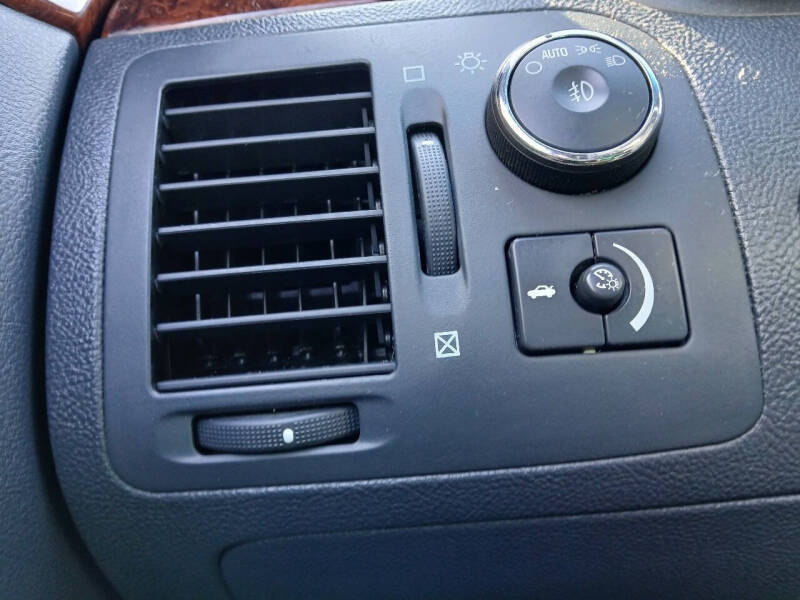 2007 Cadillac DTS Luxury I