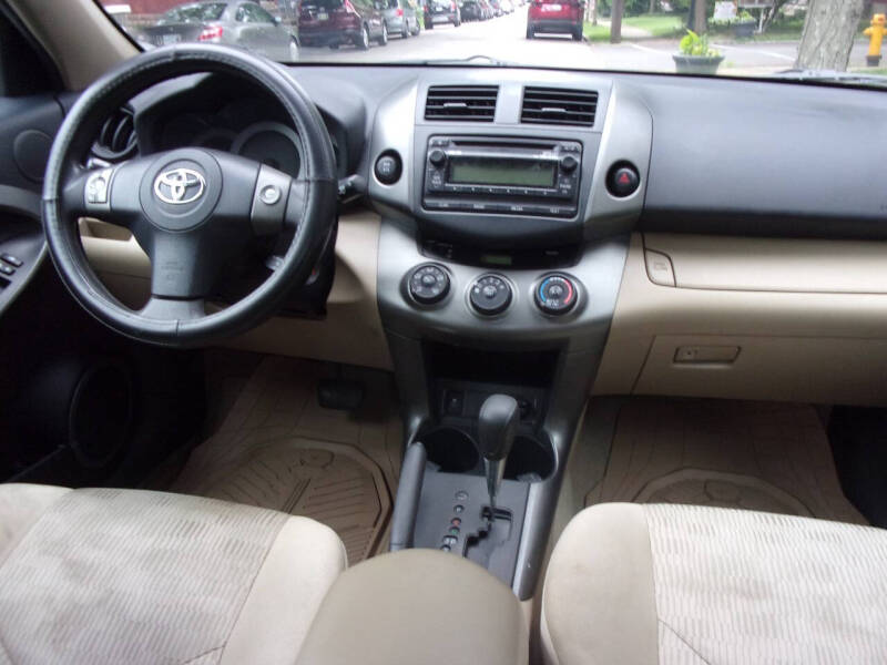 Image 8 of 2012 Toyota RAV4