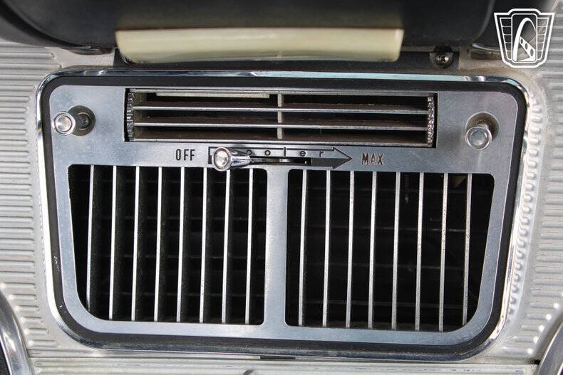 1963 Ford Thunderbird