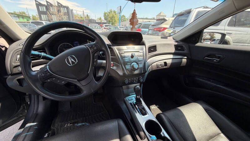 2014 Acura ILX 2.0L w/Premium