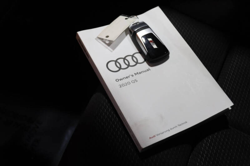 2020 Audi SQ5 3.0T quattro Premium Plus