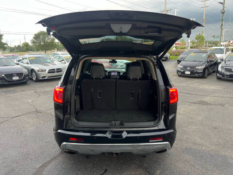 2017 GMC Acadia Denali