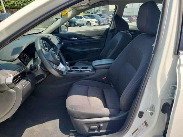 2025 Nissan Altima 2.5 SV
