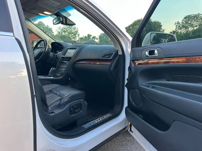 2014 Lincoln MKT Ecoboost