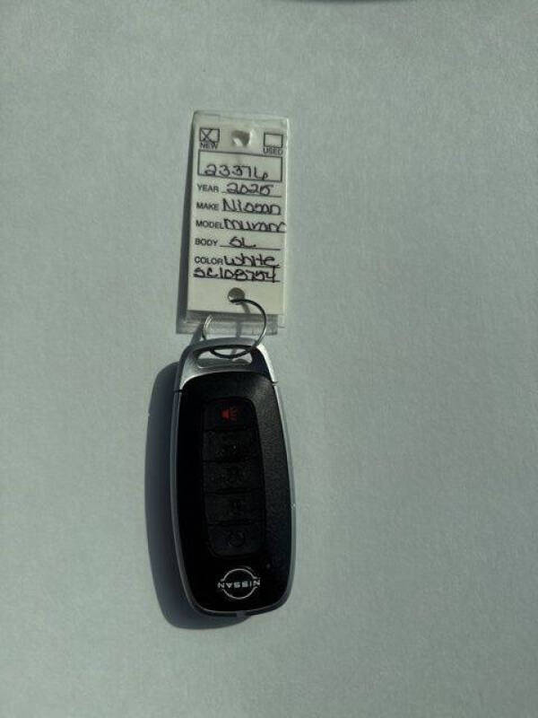 2025 Nissan Murano SL