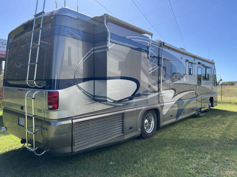 2002 Foretravel GV320 4010