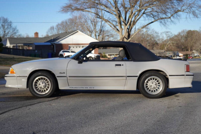 1989 Ford Mustang
