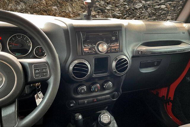 2015 Jeep Wrangler Sport