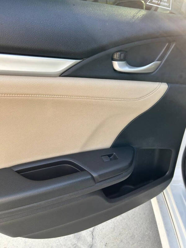 2019 Honda Civic Touring