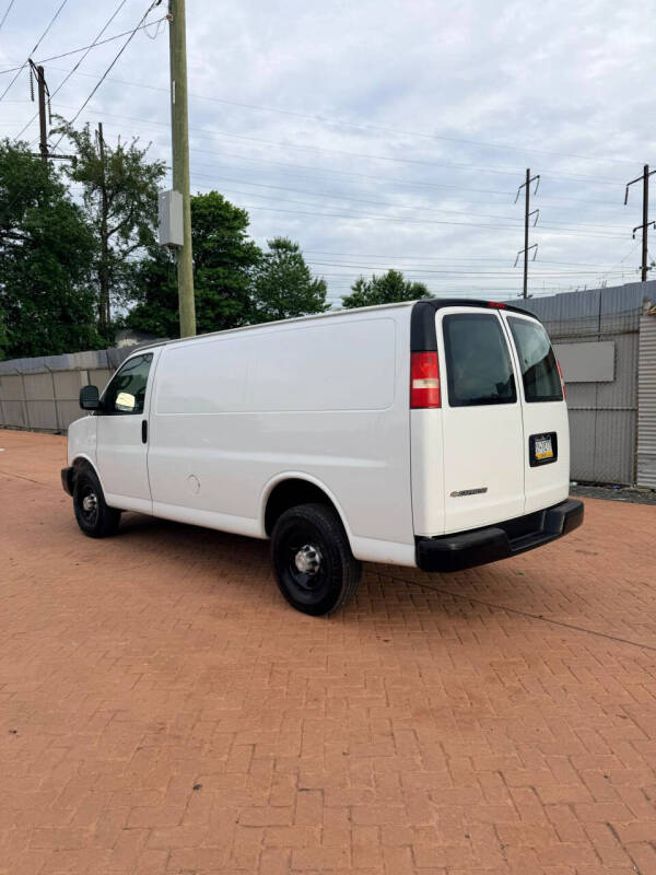 2017 Chevrolet Express 2500