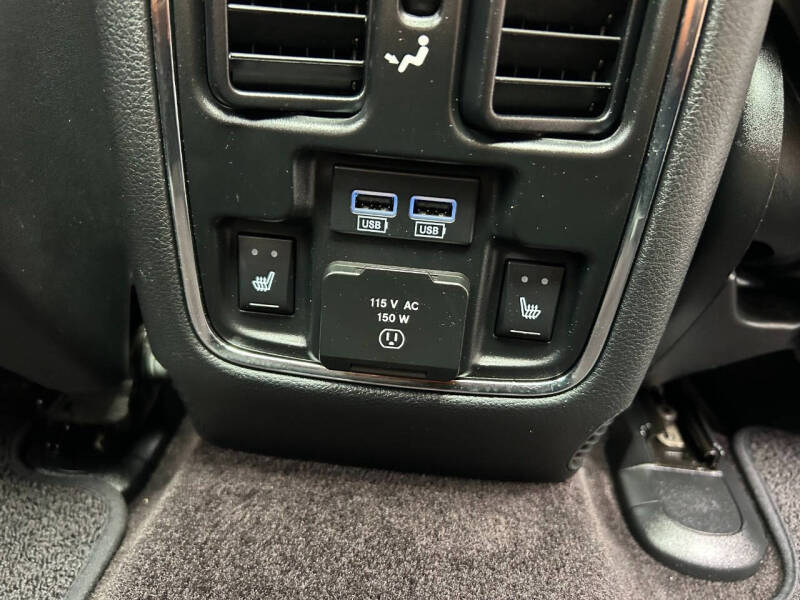 2019 Jeep Grand Cherokee Summit