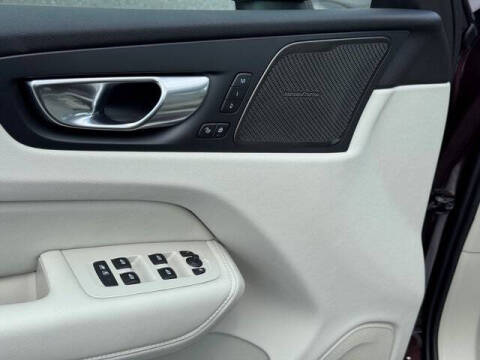 2026 Volvo XC60 T8 Ultra