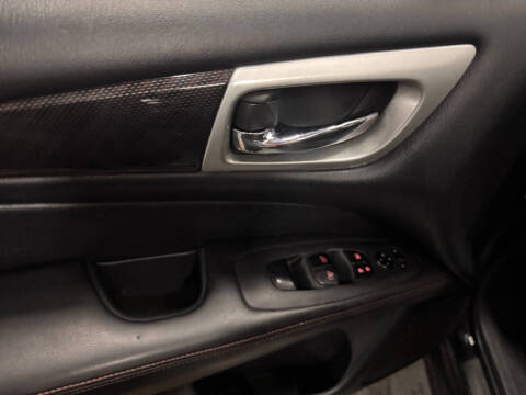 2019 Nissan Pathfinder SV