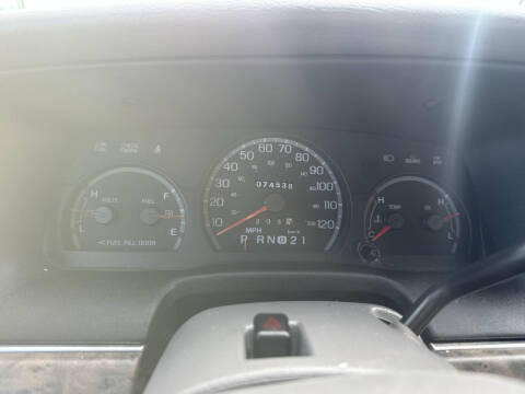 1999 Ford Crown Victoria LX