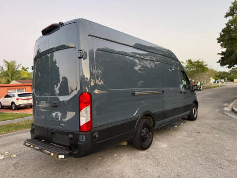 2022 Ford Transit 250