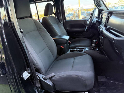 2020 Jeep Gladiator Sport S