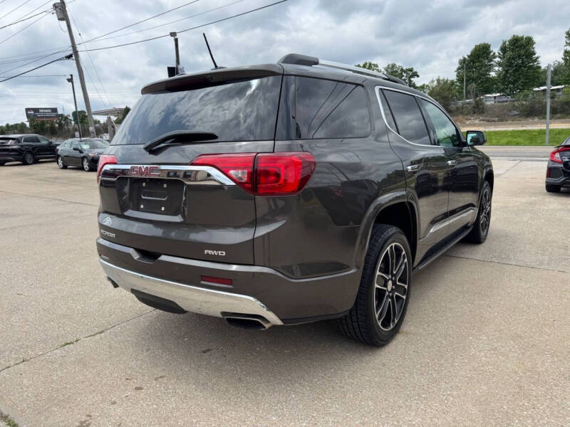 2019 GMC Acadia Denali