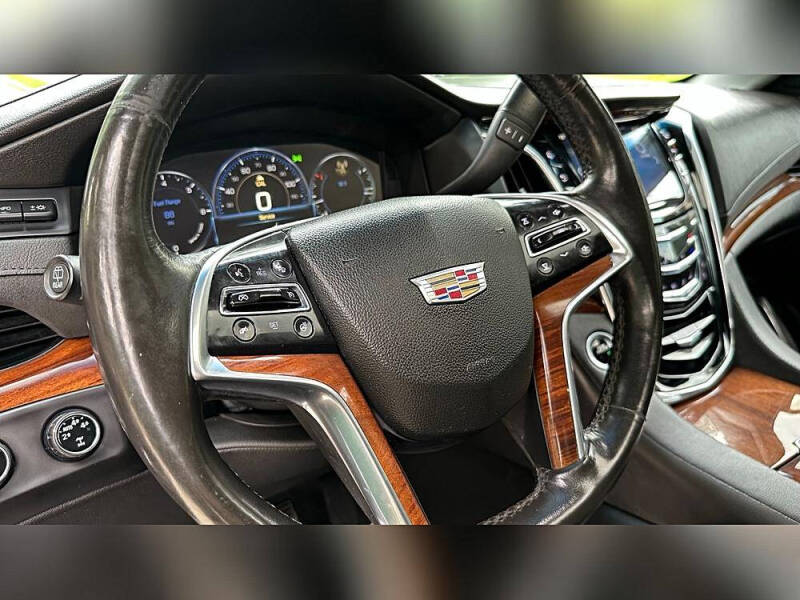 2015 Cadillac Escalade ESV Luxury