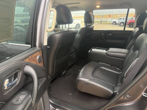 2022 Infiniti QX80 Luxe