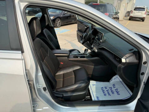 2020 Nissan Altima 2.5 SR