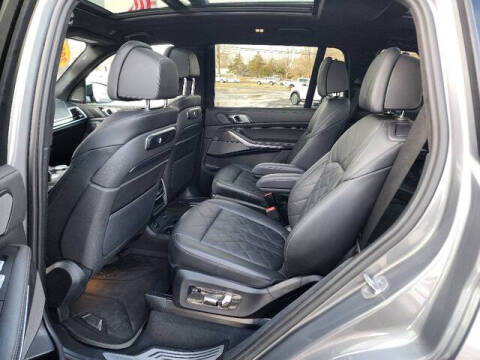 2023 BMW X7 xDrive40i