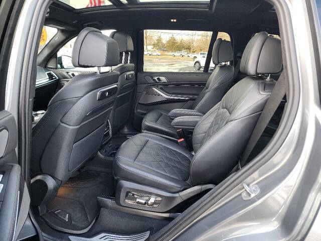 2023 BMW X7 xDrive40i