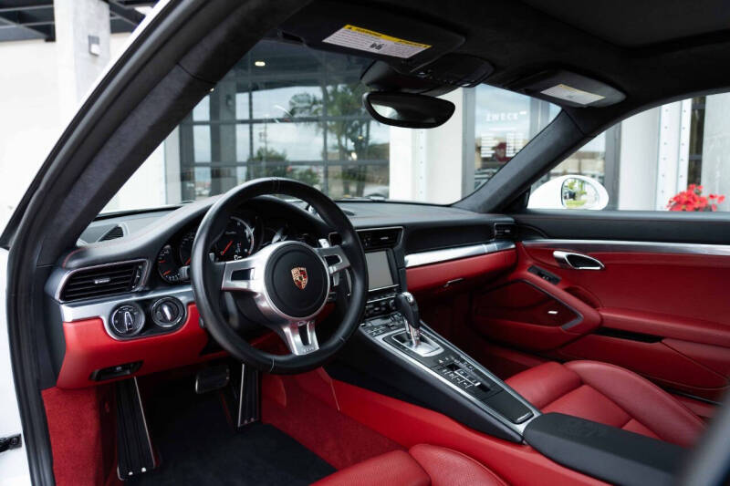 2015 Porsche 911 Turbo