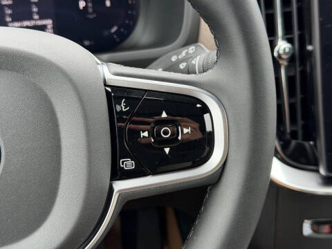 2026 Volvo XC90 B5 Plus 7P