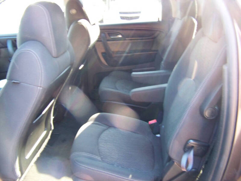 2013 GMC Acadia SLE-2