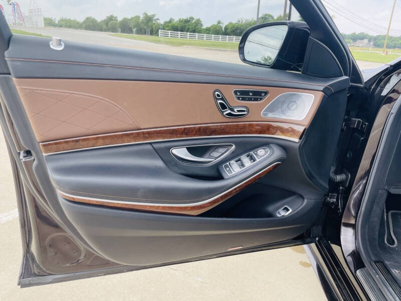 2015 Mercedes-Benz S-Class S 550