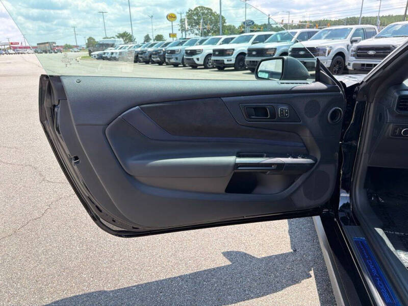 2026 Ford Mustang Dark Horse