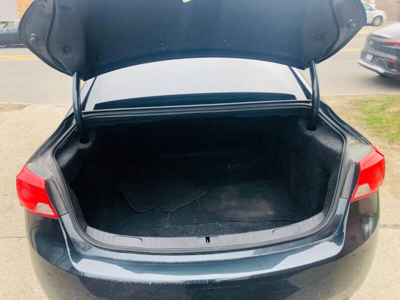 2018 Chevrolet Impala LT