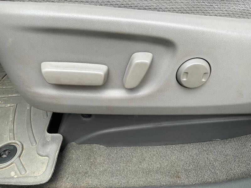 2015 Toyota Sienna LE 7-Passenger