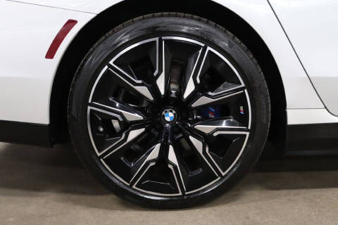 2024 BMW i7 M70