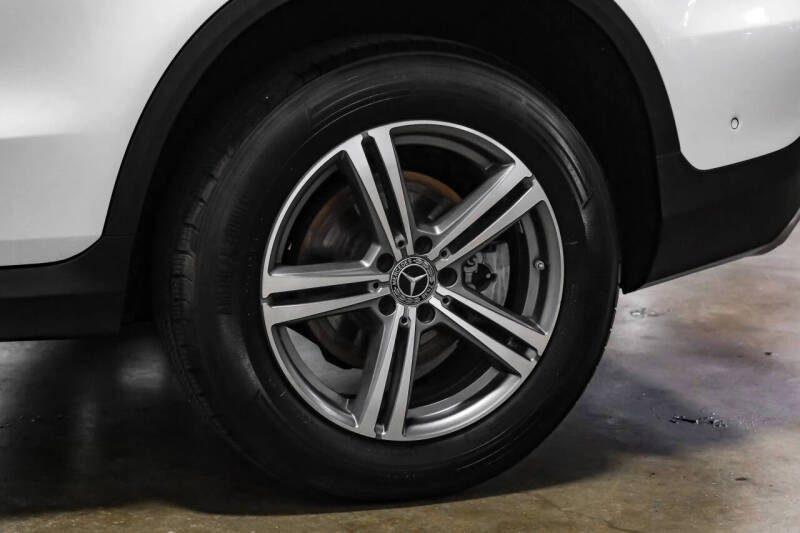 2020 Mercedes-Benz GLC GLC 300