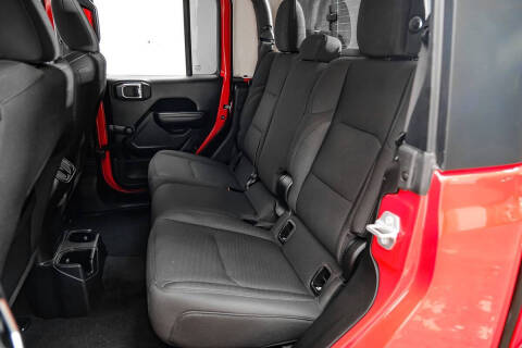 2022 Jeep Gladiator Willys Sport