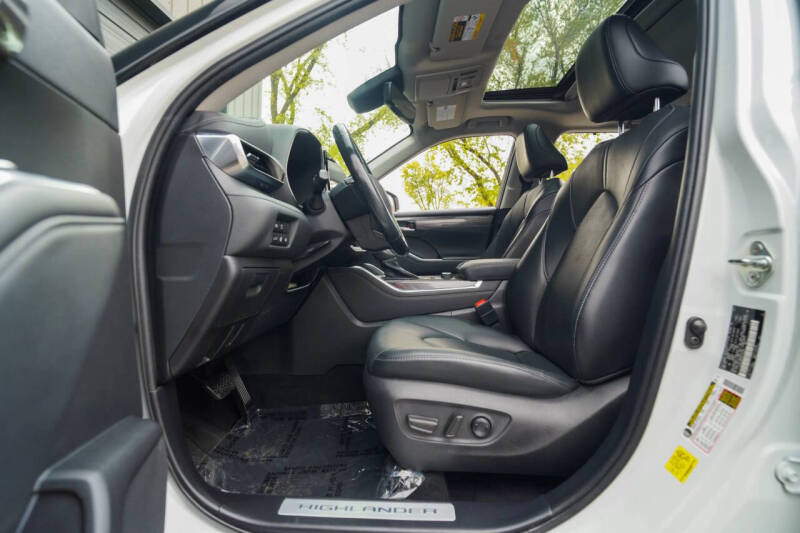 2022 Toyota Highlander Limited