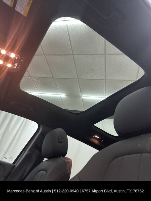 2025 Mercedes-Benz GLB GLB 250