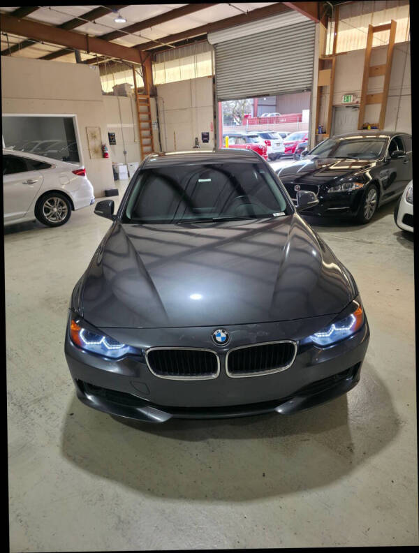 2015 BMW 3 Series 320i